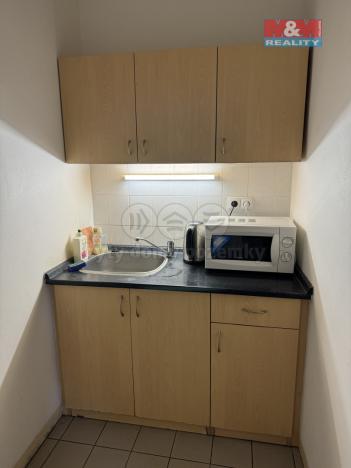 Pronájem kanceláře, Děčín - Děčín I-Děčín, Masarykovo nám., 215 m2