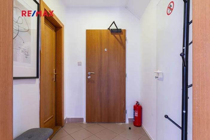 Pronájem obchodního prostoru, Brno, Novobranská, 84 m2