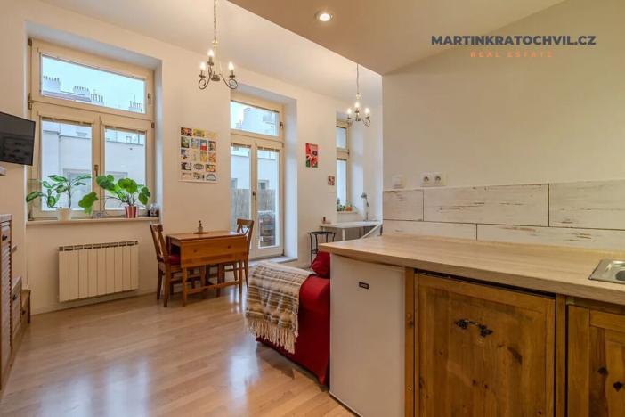 Prodej bytu 1+kk, Praha - Bubeneč, Korunovační, 52 m2