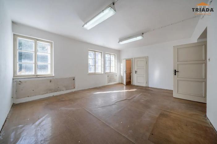 Prodej kanceláře, Desná, Krkonošská, 650 m2