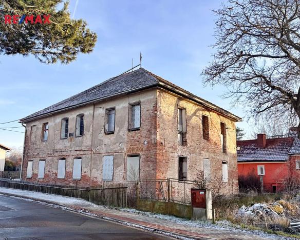 Prodej rodinného domu, Břasy, 360 m2