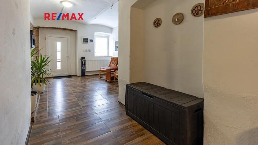 Prodej rodinného domu, Žandov, 296 m2