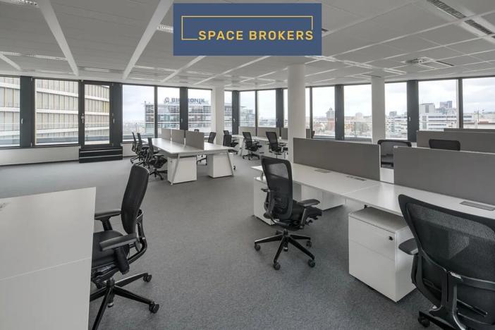 Pronájem kanceláře, Praha - Nusle, Pikrtova, 825 m2