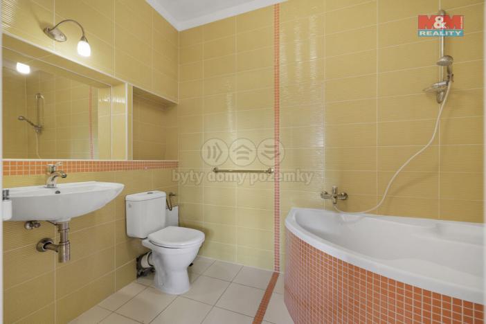 Prodej rodinného domu, Tuklaty, Akátová, 210 m2