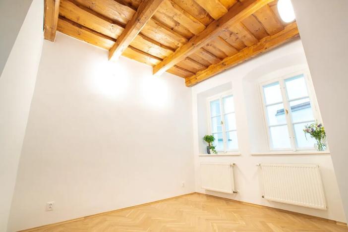 Prodej bytu 2+1, Praha - Hradčany, Úvoz, 1267 m2