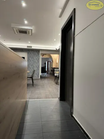 Prodej obchodního prostoru, Kroměříž, Velké náměstí, 242 m2