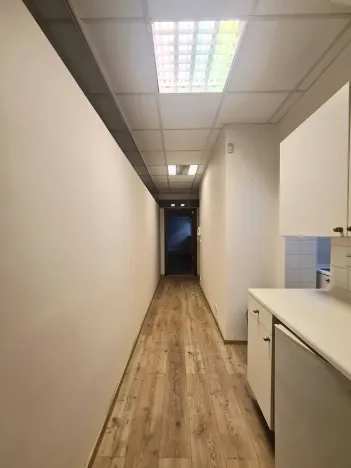 Pronájem kanceláře, Praha - Jinonice, Klikatá, 135 m2