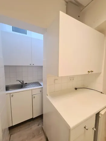 Pronájem kanceláře, Praha - Jinonice, Klikatá, 135 m2