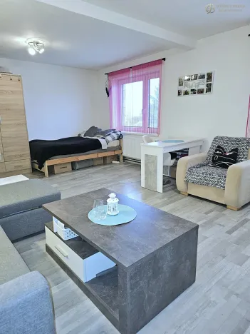 Prodej rodinného domu, Medlov, 200 m2