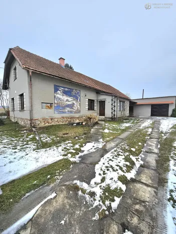 Prodej rodinného domu, Medlov, 200 m2