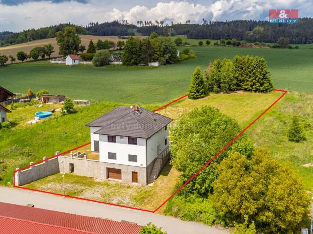 Prodej rodinného domu, Neustupov, 450 m2