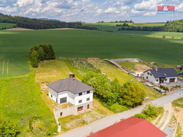 Prodej rodinného domu, Neustupov, 450 m2