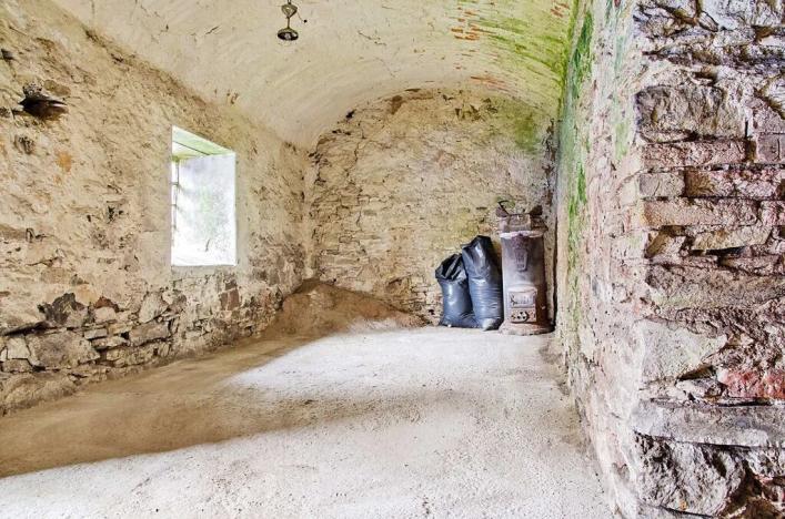 Prodej restaurace, Český Šternberk, 480 m2