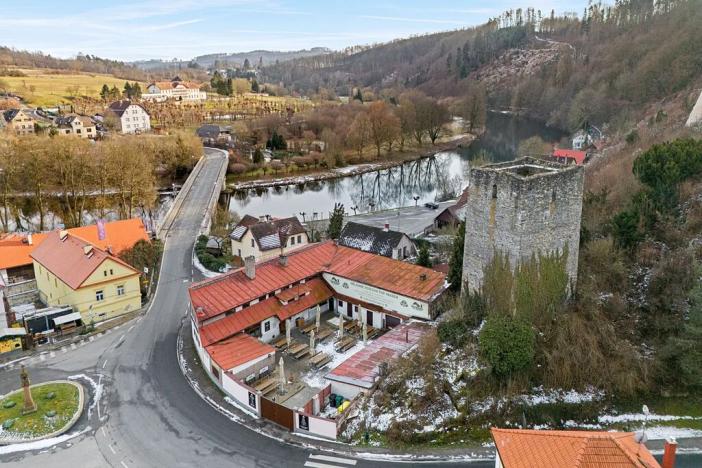 Prodej restaurace, Český Šternberk, 480 m2
