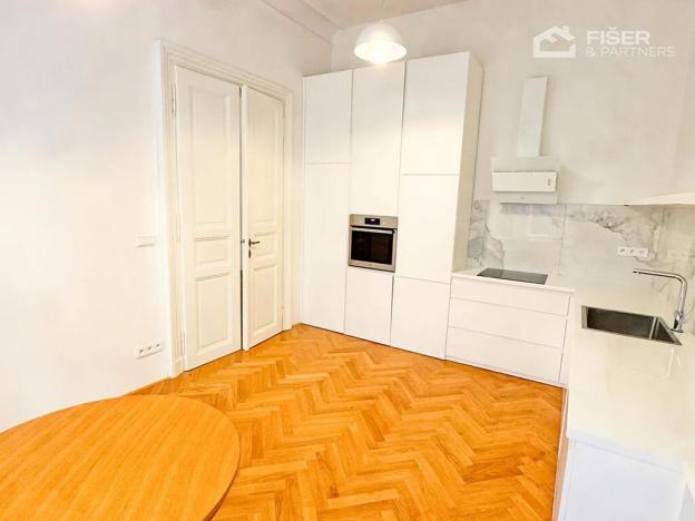 Pronájem bytu 3+1, Praha - Vinohrady, Balbínova, 70 m2