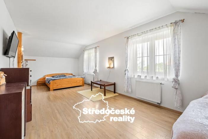 Prodej rodinného domu, Bašť, Do Polí, 290 m2