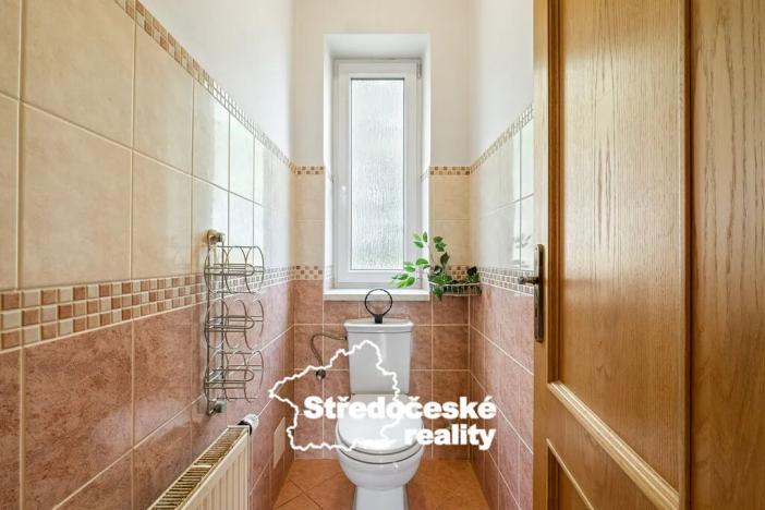 Prodej rodinného domu, Bašť, Do Polí, 290 m2