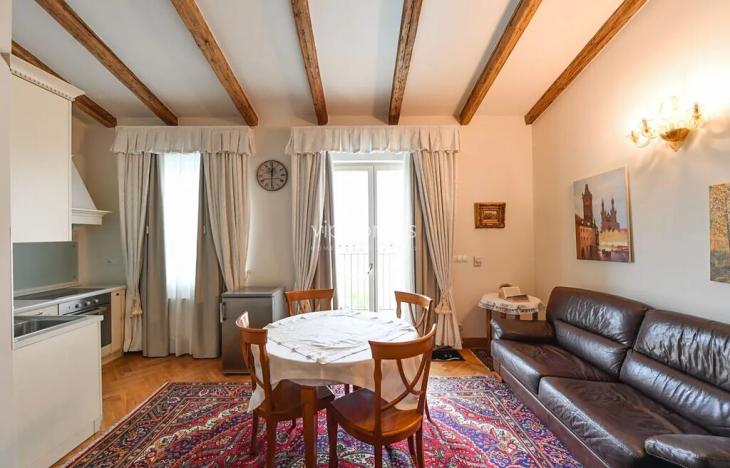 Pronájem bytu 1+kk, Praha - Vinohrady, Italská, 41 m2