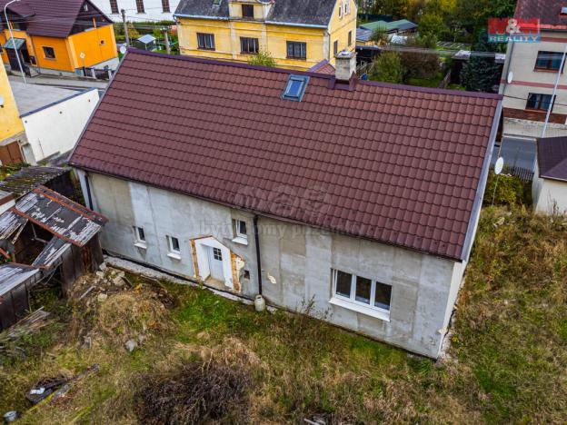 Prodej rodinného domu, Plesná, 5. května, 199 m2