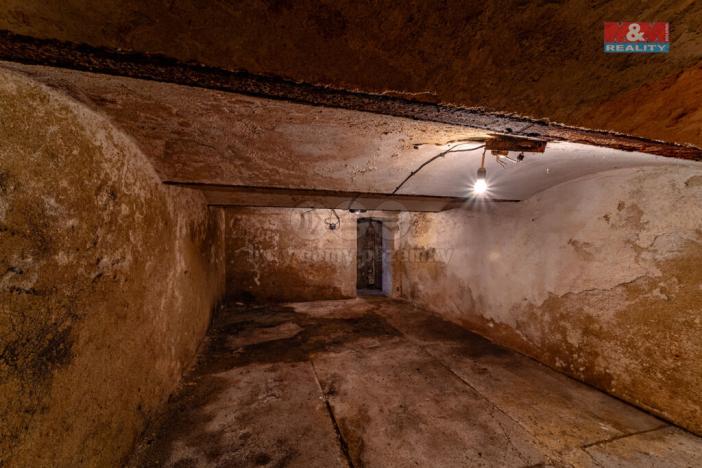 Prodej rodinného domu, Plesná, 5. května, 199 m2