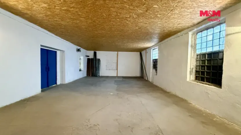 Pronájem skladu, Louny, Říční, 204 m2