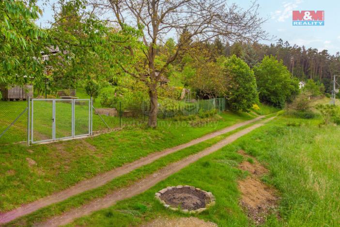 Prodej zahrady, Ptení, 470 m2