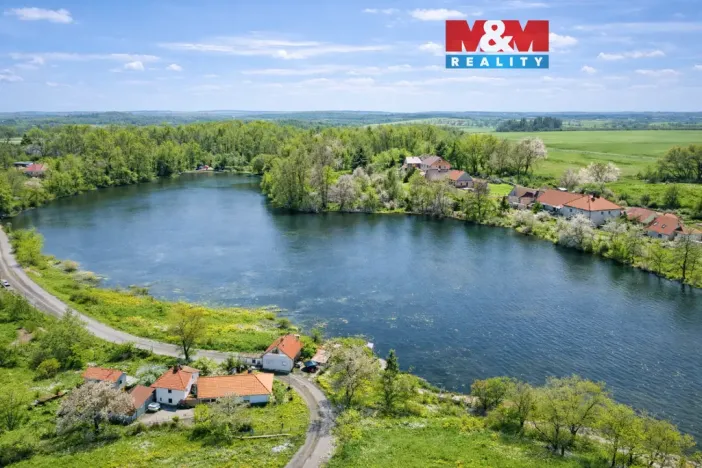 Prodej rybníku, Svojšice, 70738 m2