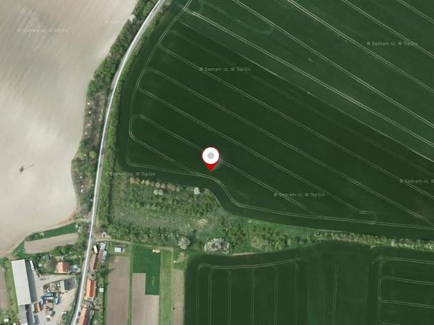 Prodej pole, Křešice, 3771 m2