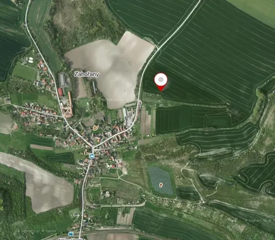 Prodej pole, Křešice, 3771 m2