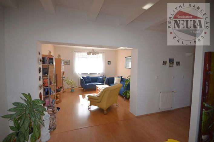 Prodej rodinného domu, Praha - Kbely, Svijanská, 350 m2