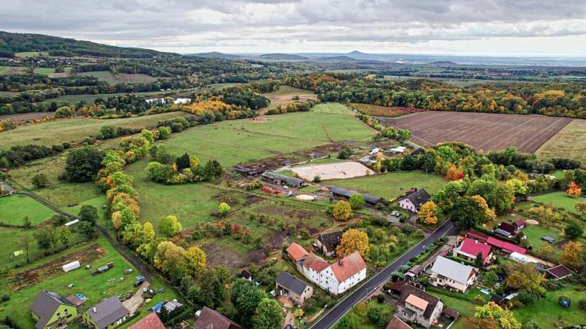 Prodej pozemku, Třebušín, 127000 m2