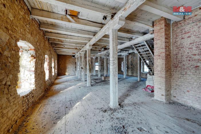 Prodej činžovního domu, Žihle, 1614 m2