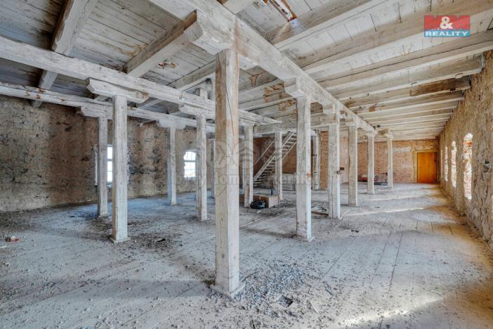 Prodej zemědělského objektu, Žihle, 1614 m2