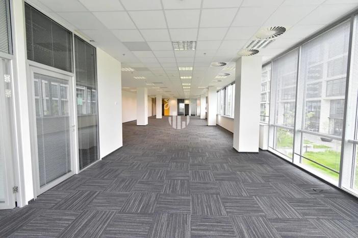 Pronájem kanceláře, Praha - Stodůlky, Bucharova, 659 m2