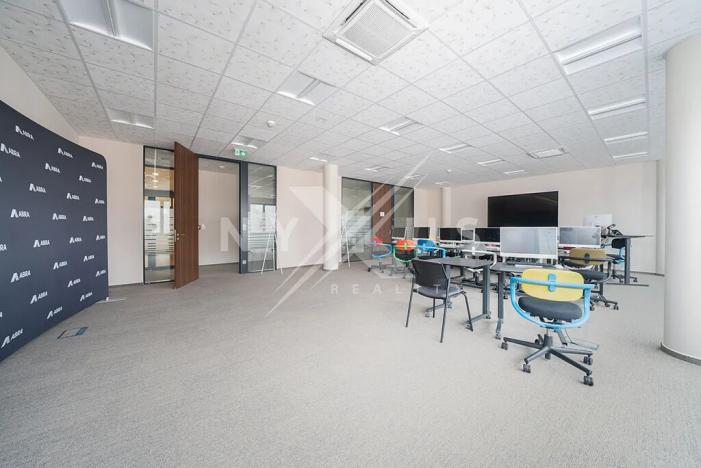 Pronájem kanceláře, Praha - Stodůlky, Jeremiášova, 267 m2