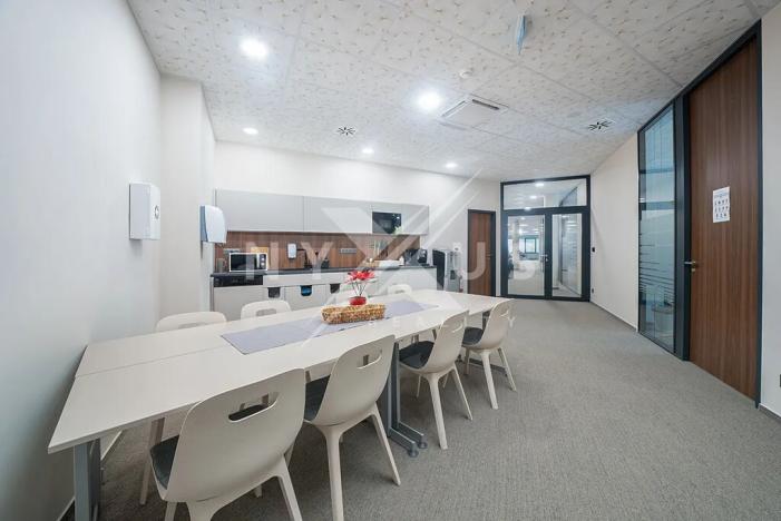 Pronájem kanceláře, Praha - Stodůlky, Jeremiášova, 267 m2