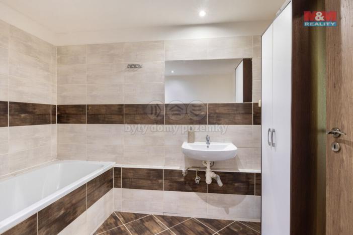 Prodej bytu 3+kk, Průhonice, Na Sídlišti III, 67 m2