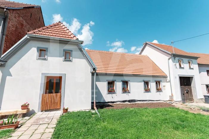 Prodej rodinného domu, Rostěnice-Zvonovice, 332 m2