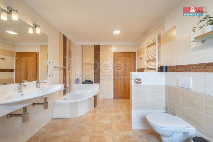 Prodej rodinného domu, Václavice, 196 m2