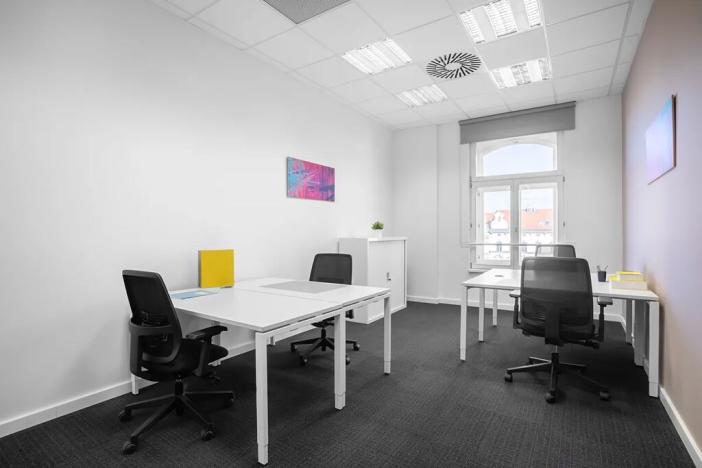 Pronájem kanceláře, Praha - Nové Město, náměstí I. P. Pavlova, 50 m2