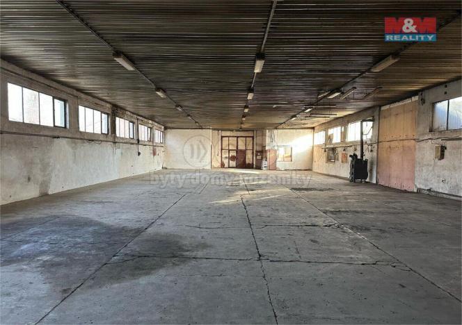 Pronájem obchodního prostoru, Varnsdorf, Bratislavská, 700 m2