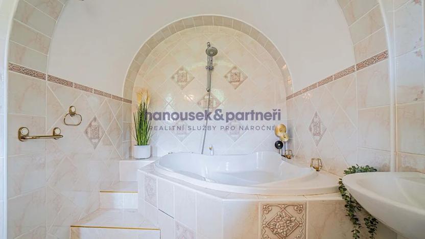 Prodej rodinného domu, Skuhrov nad Bělou, 658 m2