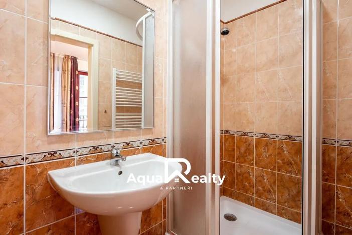 Prodej bytu 3+1, Karlovy Vary, Zámecký vrch, 99 m2