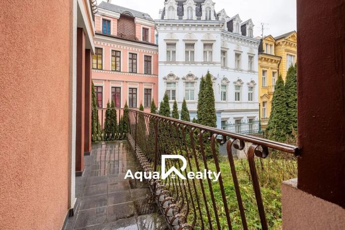 Prodej bytu 3+1, Karlovy Vary, Zámecký vrch, 99 m2