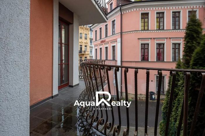 Prodej bytu 3+1, Karlovy Vary, Zámecký vrch, 99 m2