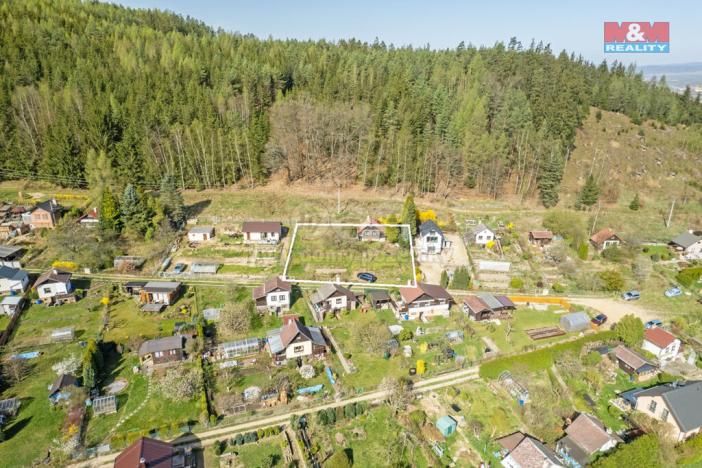 Prodej zahrady, Karlovy Vary - Doubí, 788 m2