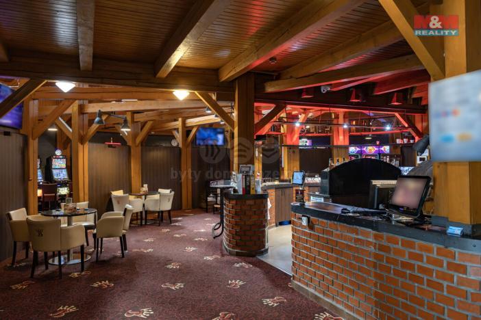 Prodej obchodního prostoru, Černotín, 2100 m2