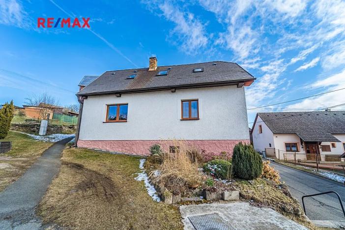 Prodej rodinného domu, Skořice, 192 m2