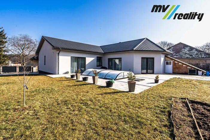 Prodej rodinného domu, Chrášťany, 196 m2