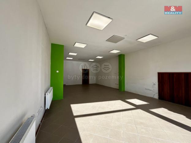 Pronájem obchodního prostoru, Česká Třebová, Tyršovo náměstí, 65 m2